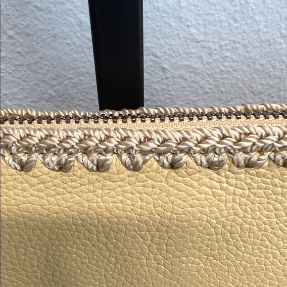 The Sak | Leather Wristlet Clutch ✨ - Picture 5 of 14